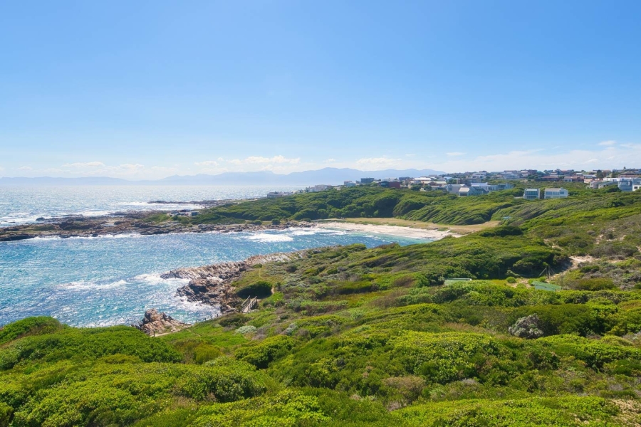 5 Bedroom Property for Sale in De Kelders Western Cape